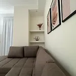 Apartment Golden Tower Center *
