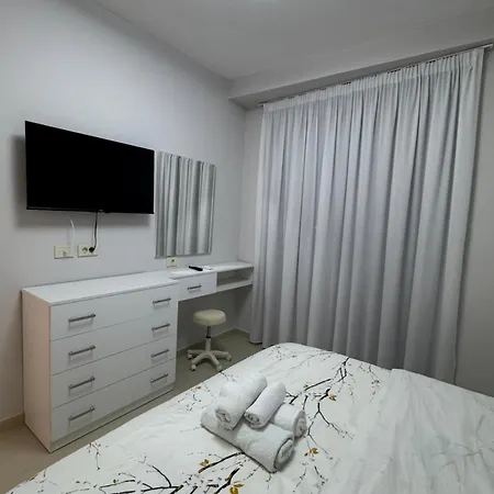 Golden Tower Center Apartamento *