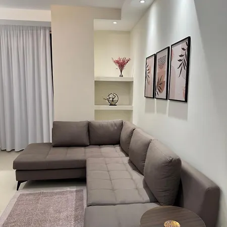 Golden Tower Center Apartamento