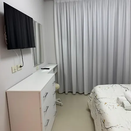 Golden Tower Center Apartment