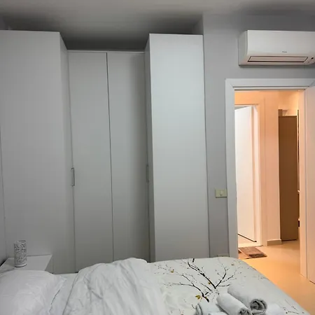 Golden Tower Center Apartamento *
