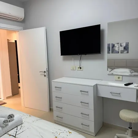 Apartment Golden Tower Center