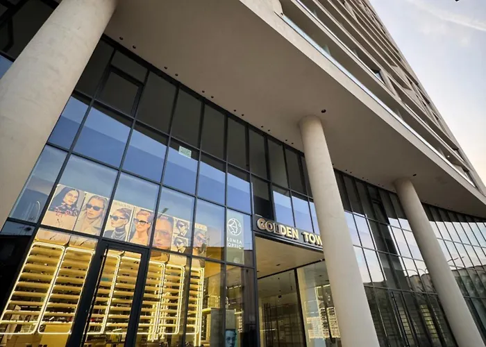 Lägenhet Golden Tower Center