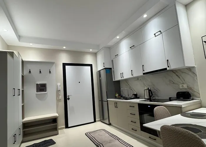 Lägenhet Golden Tower Center