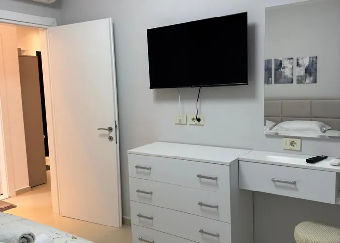 Lägenhet Golden Tower Center