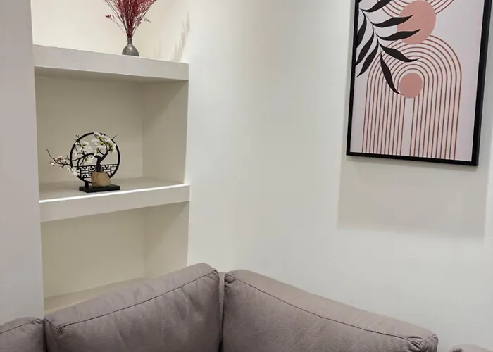 Golden Tower Center * 티라나